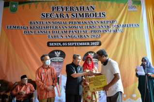 Gubernur Syamsuar Salurkan Bansos Rp 24,1 Milyar untuk 85 Panti di Riau