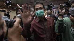 Jaksa Tuntut Azis Syamsuddin 4 Tahun 2 Bulan Penjara 
