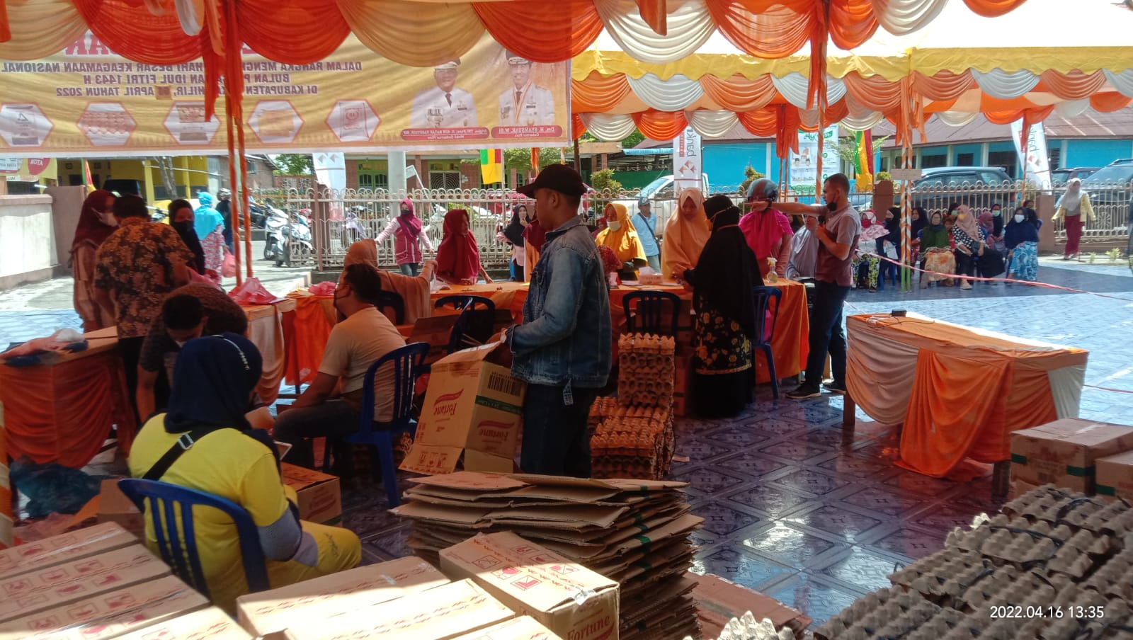 Pemprov Riau Adakan Pasar Murah di Masjid Al-Kautsar Bagan Punak