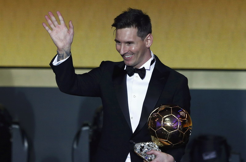 Messi Kembali Bawa Pulang Trofi Ballon d'Or