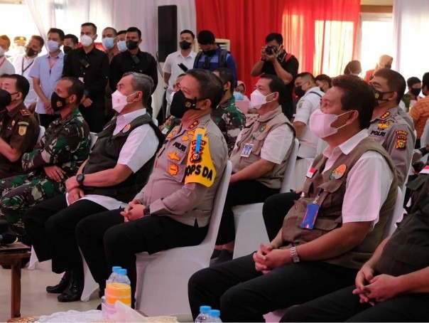 Polda Riau Salurkan 9 Ribu Dosis Vaksin di 3 Kampus di Pekanbaru