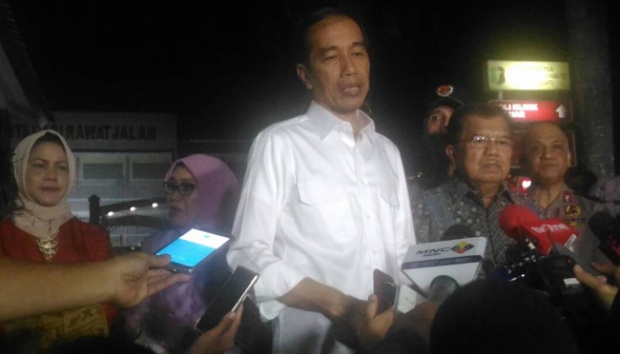 Jokowi dan Kalla Jenguk Korban Teror Bom Kampung Melayu