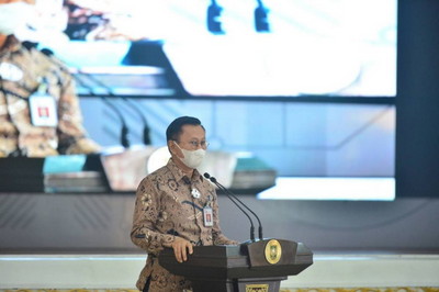 Kepala OJK Riau Sebut Launching Program Kredit Riau Melawan Rentenir Perlu dukungan Bersama