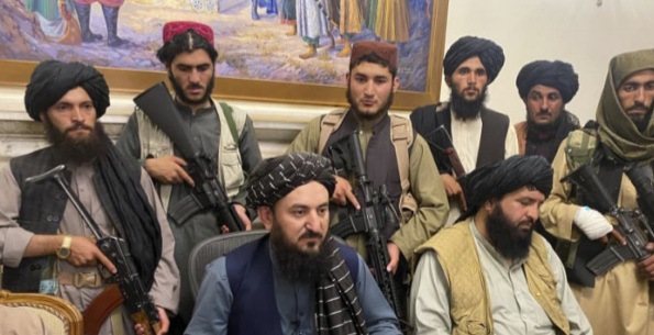 Taliban Berhasil Merebut Kembali Kekuasaan Atas Afghanistan Setelah 20 Tahun Intervensi AS