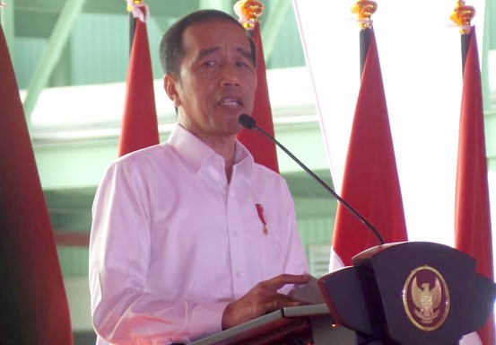 Ekonomi Terpukul, Jokowi Minta APBN-APBD Dialihkan