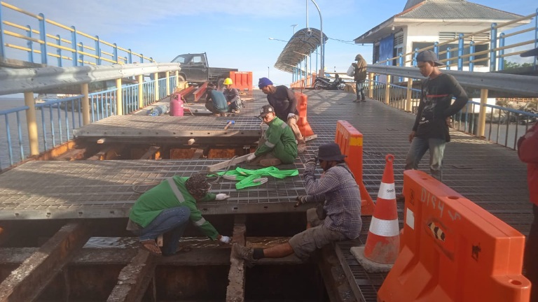 Ada Perbaikan Pelabuhan Ro-Ro Sungai Selari Hanya Dilayani Satu Dermaga