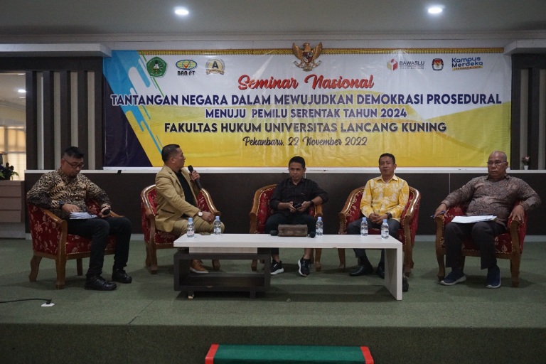 Dekan FH Unilak Dr Fahmi : Isu Polarisasi dan Politik Identitas Harus Dihindari di Pemilu 2024