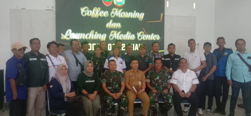 Resmikan Media Center Untuk Wartawan, Dandim 0322/Siak Sebut Wartawan Adalah Sahabat TNI