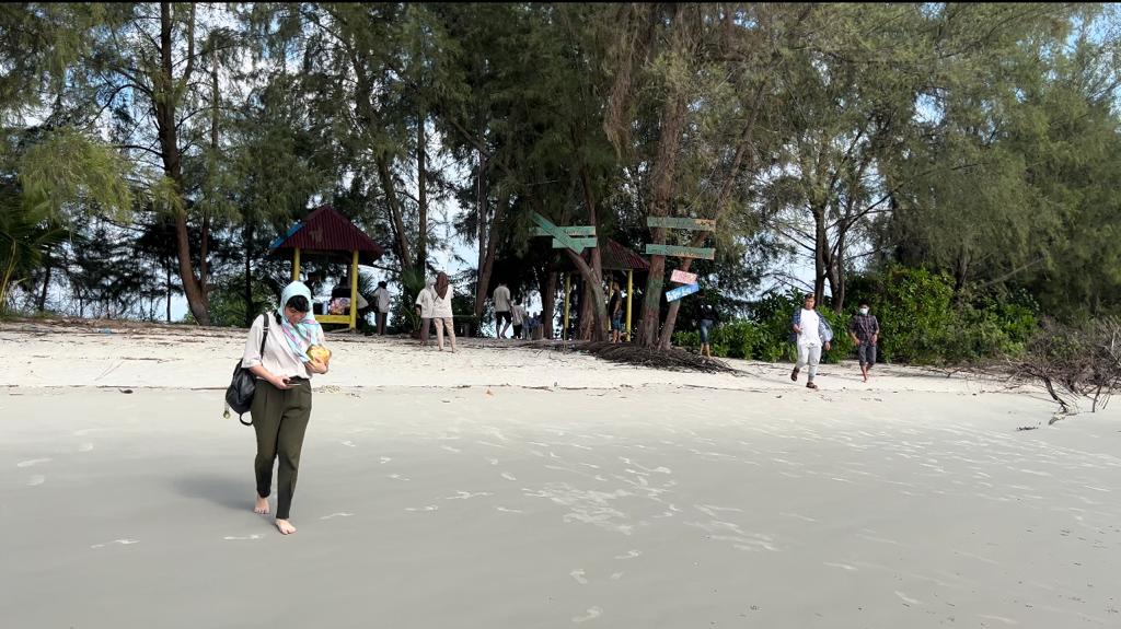 Rupat, Pulau Nan Eksotis Dengan Segudang Potensi Wisata yang Butuh 'Belaian'