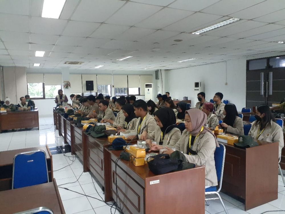 30 Mahasiswa UGM KKN di Kampar, Kagama Riau Berikan Pembekalan
