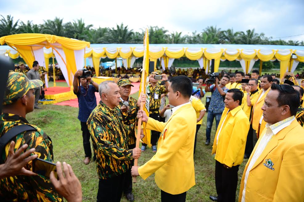 Gubri disaksikan Ketua DPR RI lantik Pengurus DPD PG Kab Rohul