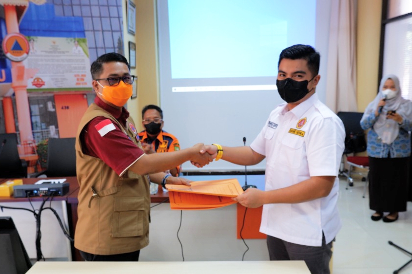 Kepala BPBD dan Ketua Karang Taruna Riau Teken MoU Penanggulangan Bencana