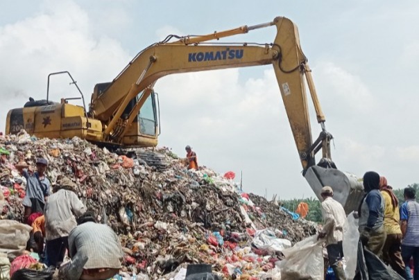 Pemko Pekanbaru Kaji Kerjasama Dengan Swasta Olah 750 Ton Sampah di TPA