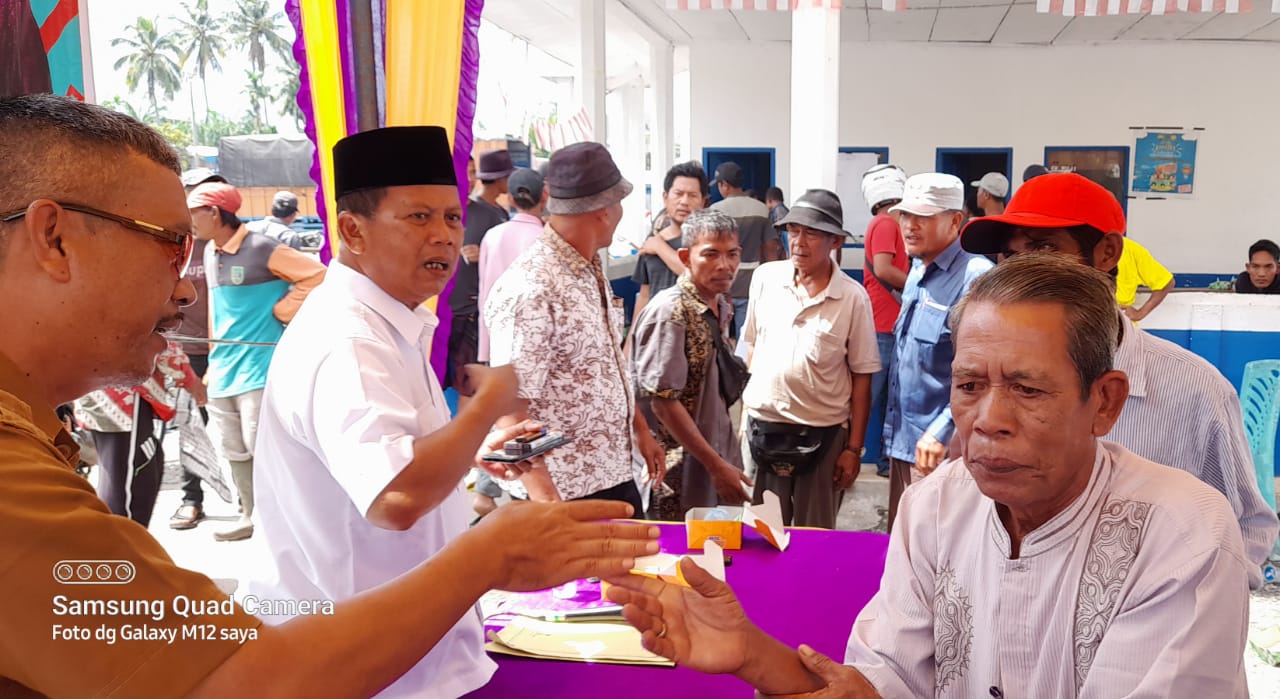 Reses, Anggota DPRD Riau Syafruddin Iput Temui Nelayan, Petani, dan Buruh Angkut