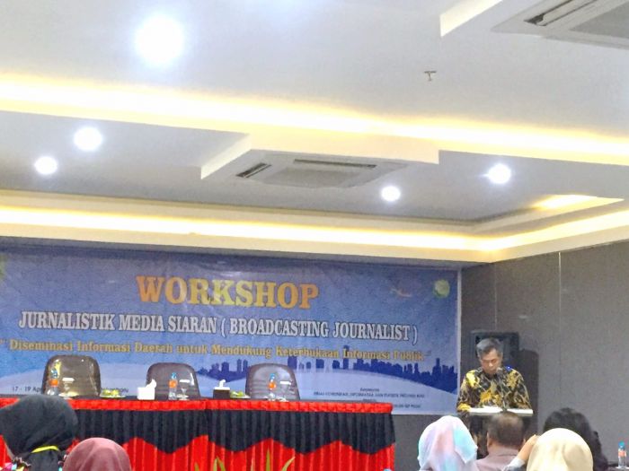 Diskominfotik Riau Gelar Workshop Journalist