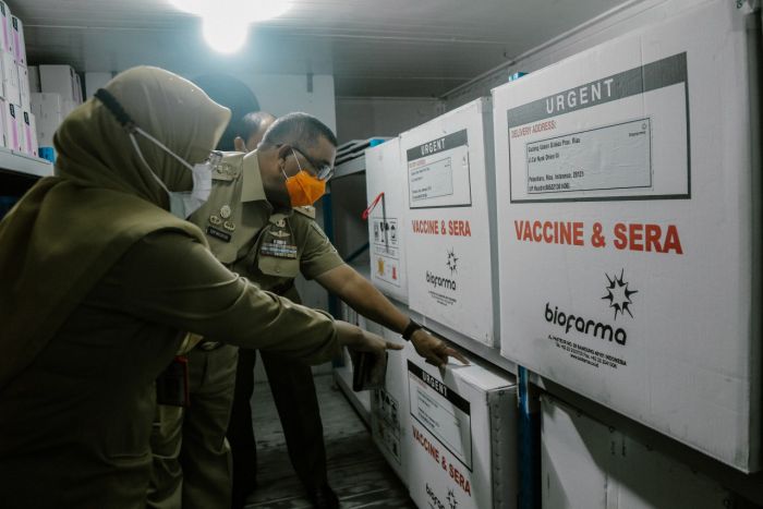 Wakil Gubernur Riau Sambut Kedatangan Vaksin Sinovac