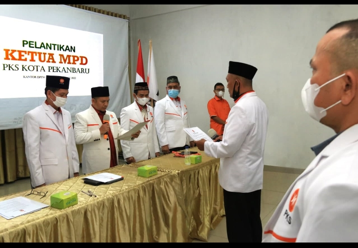 Jabatan MPD PKS Kota Pekanbaru, Gantikan Ayat Cahayadi