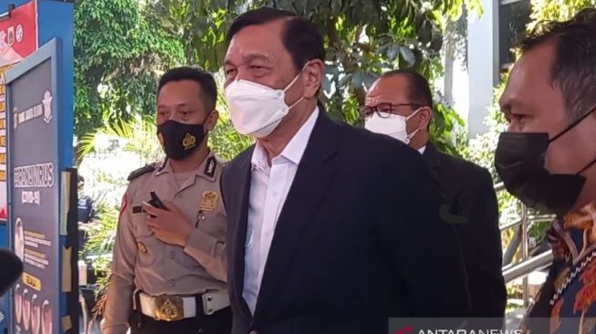 Laporkan Haris Azhar ke Polisi, Luhut Pastikan tak Ada Kriminalisasi 