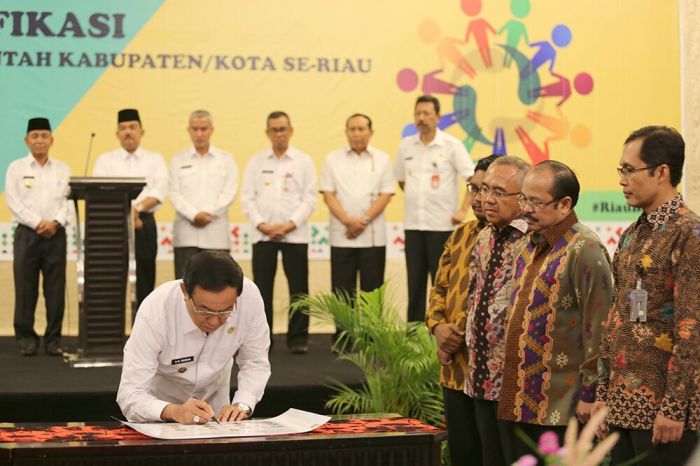 Bupati Inhil Hadiri  Deklarasi Anti Gratifikasi Se Provinsi Riau