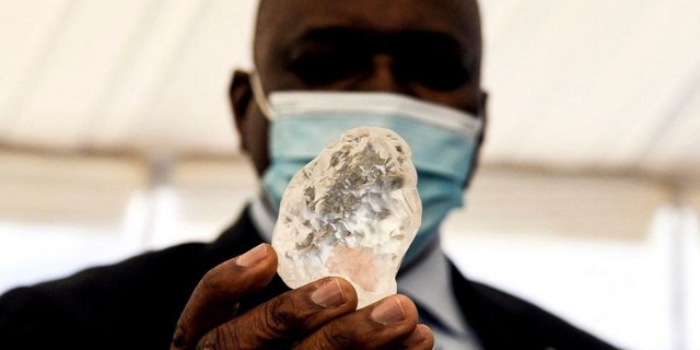 Batu Berlian Terbesar Ketiga di Dunia Berhasil Ditemukan, Begini Penampakannya