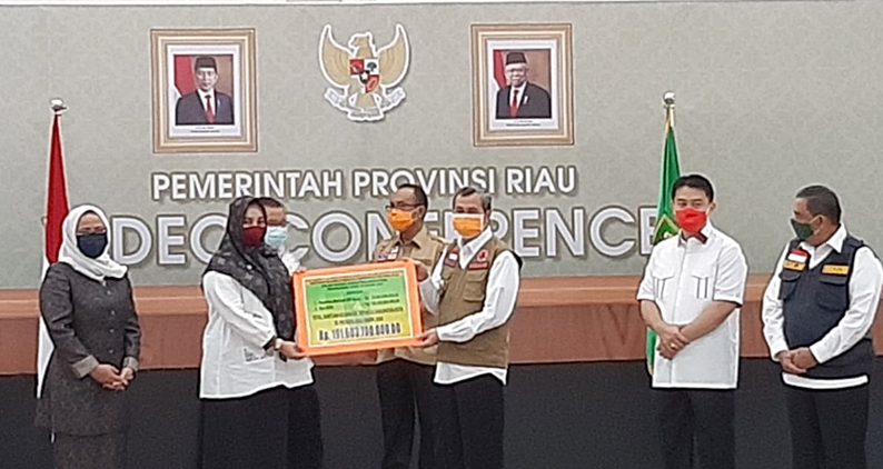 Pemprov Riau Salurkan Dana Bansos Rp300 Ribu untuk 212.893 Kepala Keluarga