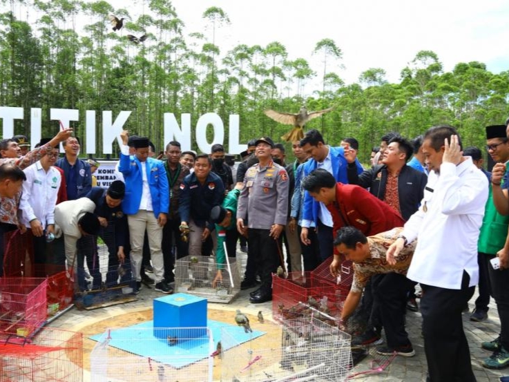 Jokowi akan Bangun Pusat Pelatihan Sepak Bola di IKN