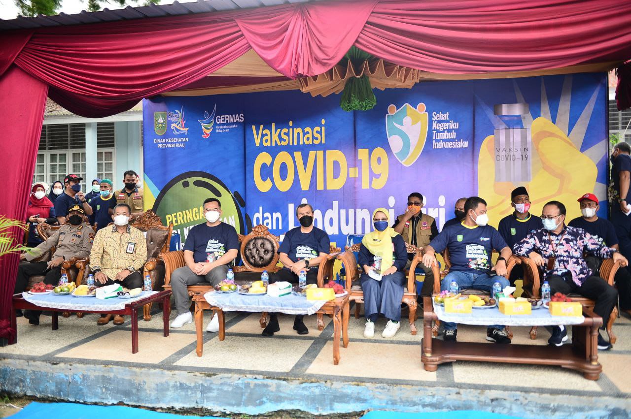 Gubernur Riau: Meski Covid-19 Menurun, Program Vaksinasi Masih Terus Berjalan