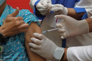 Vaksinasi Covid-19 Dosis II di Riau Capai 71,21 Persen