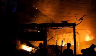 Kebakaran di Gudang Bangladesh, 16 Tewas dan 150 Orang Terluka
