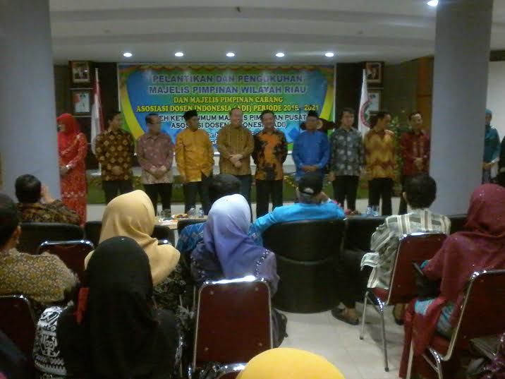 Isjoni Pimpin Asosiasi Dosen Indonesia Wilayah Riau