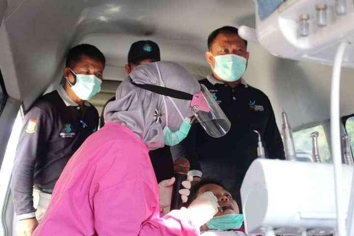 Bupati Kampar Launching Mobil Operasional Dokter Gigi Keliling