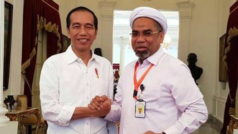 Fahri Minta Jokowi Belajar Pidato, Ngabalin: Ah, Bercanda
