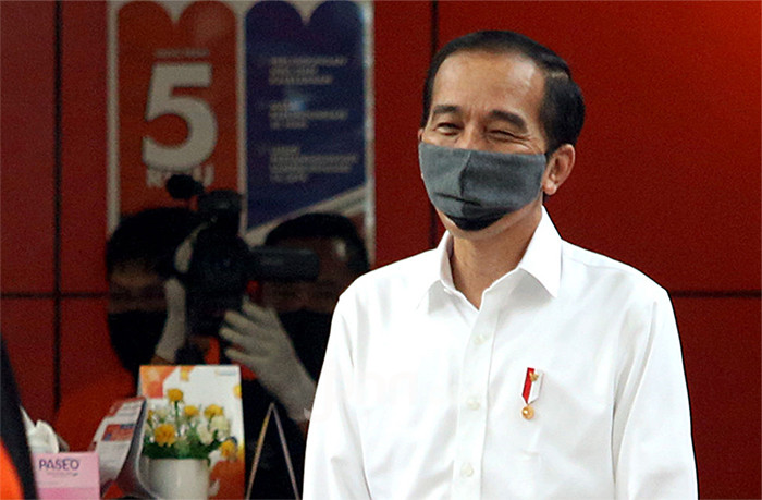 Jokowi Batalkan Program Vaksinasi Berbayar