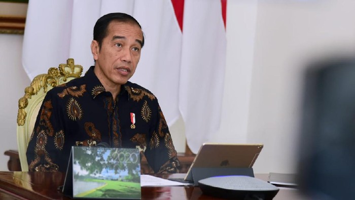 Bicara Vaksin Corona Lagi, Jokowi: Saya Harap Tidak Ada yang Menolak