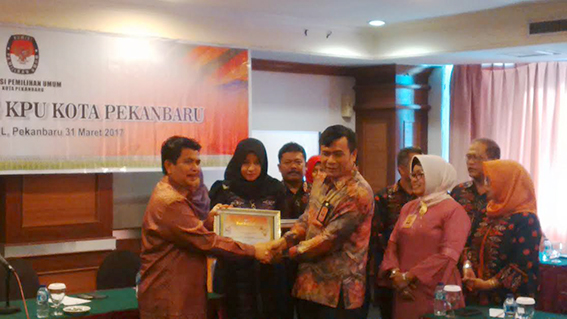 Sukses Pilkada Tanpa Gaduh, KPU Pekanbaru Gelar Media Gathering