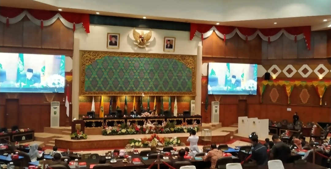 Berikut Rotasi Susunan Anggota dan Pimpinan AKD DPRD Riau Hasil Paripurna