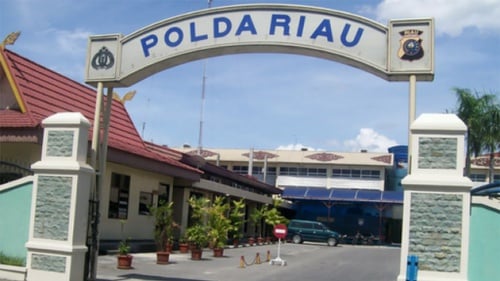 Sudah Siang, KPK Masih Periksa Bupati dan Pejabat Kuansing di Mapolda Riau 