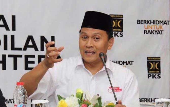 PKS Puji Jokowi Soal Rekrut 56 Pegawai KPK ke Polri