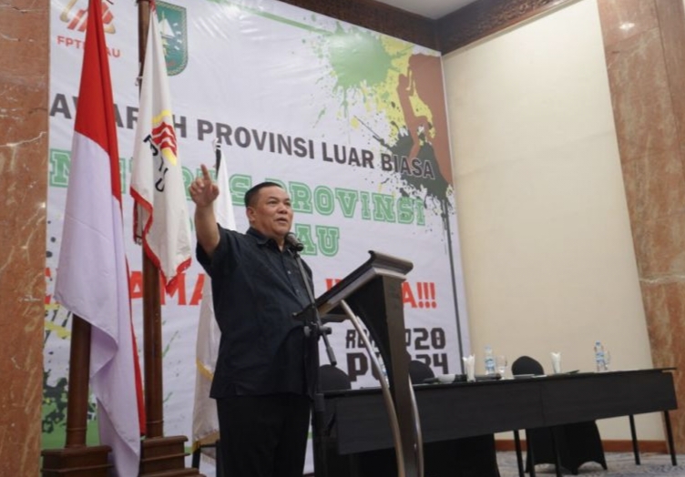 Ditunjuk Jadi Ketua FPTI Riau, SF Hariyanto Akan Bangun Venue Panjat Tebing di Tengah Kota