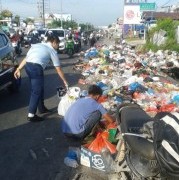 Banyaknya Tumpukan Sampah Berserakan, Kepala DLH Zulfikri Geram
