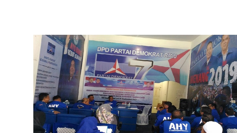 DPD Demokrat Riau Rekonsolidasi Bahas Pemenangan Firdaus - Rusli