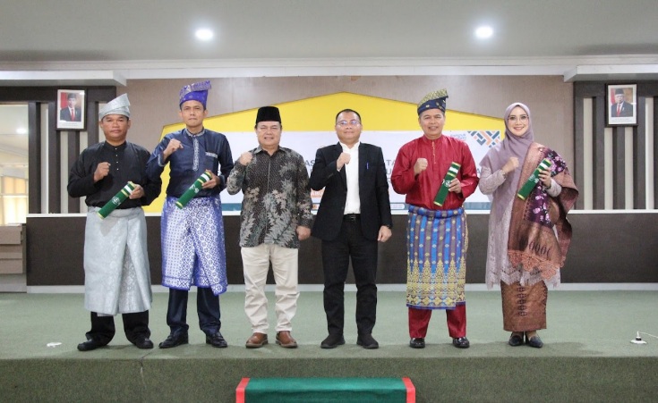 Ketua Yayasan Pendidikan Raja Ali Haji Prof Dr Irwan Effendi Empat Dekan di Lingkungan Kampus Unilak