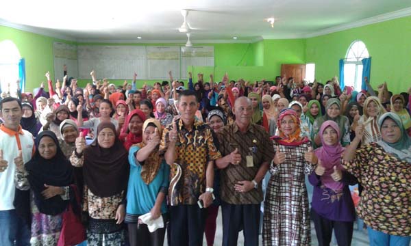 BNI Kantor Wilayah Padang Salurkan Bansos PKH kepada  8.311 KPM di Karimun dan Bengkalis
