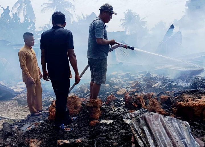 33 Rumah di Kecamatan Pujud Terbakar, 79 Warga Mengungsi