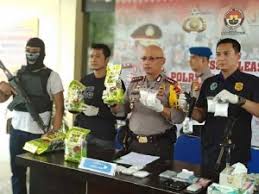 Direktorat Narkoba Polda Riau Sita Bungkusan Teh Cina Berisi 4 Kilogram Sabu,