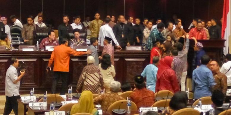 Ketua MPR: DPD Jangan Beri Contoh Tidak Baik ke Publik
