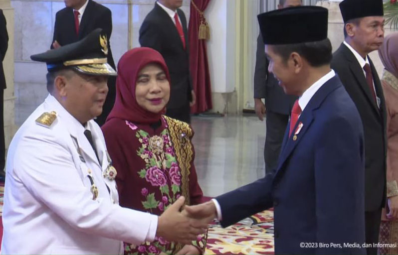 Presiden Jokowi Resmi Lantik Edy Natar Nasution Jadi Gubernur Riau
