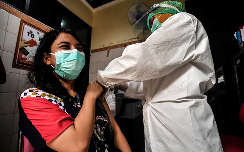Ribuan Warga Teken Petisi Desak Jokowi Batalkan Vaksin Berbayar
