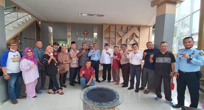Jalin Kemitraan, Kalapas Pekanbaru Silaturahmi ke PWI Riau