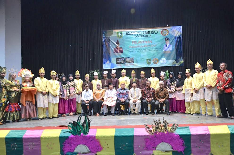 Gubri Lantik Pengurus Ikatan Pelajar Riau Yogyakarta